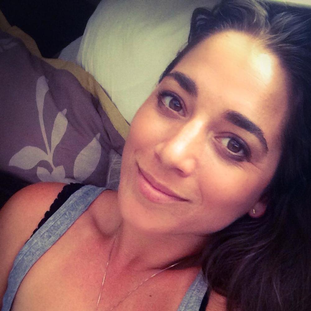 Meet your Posher, Alia